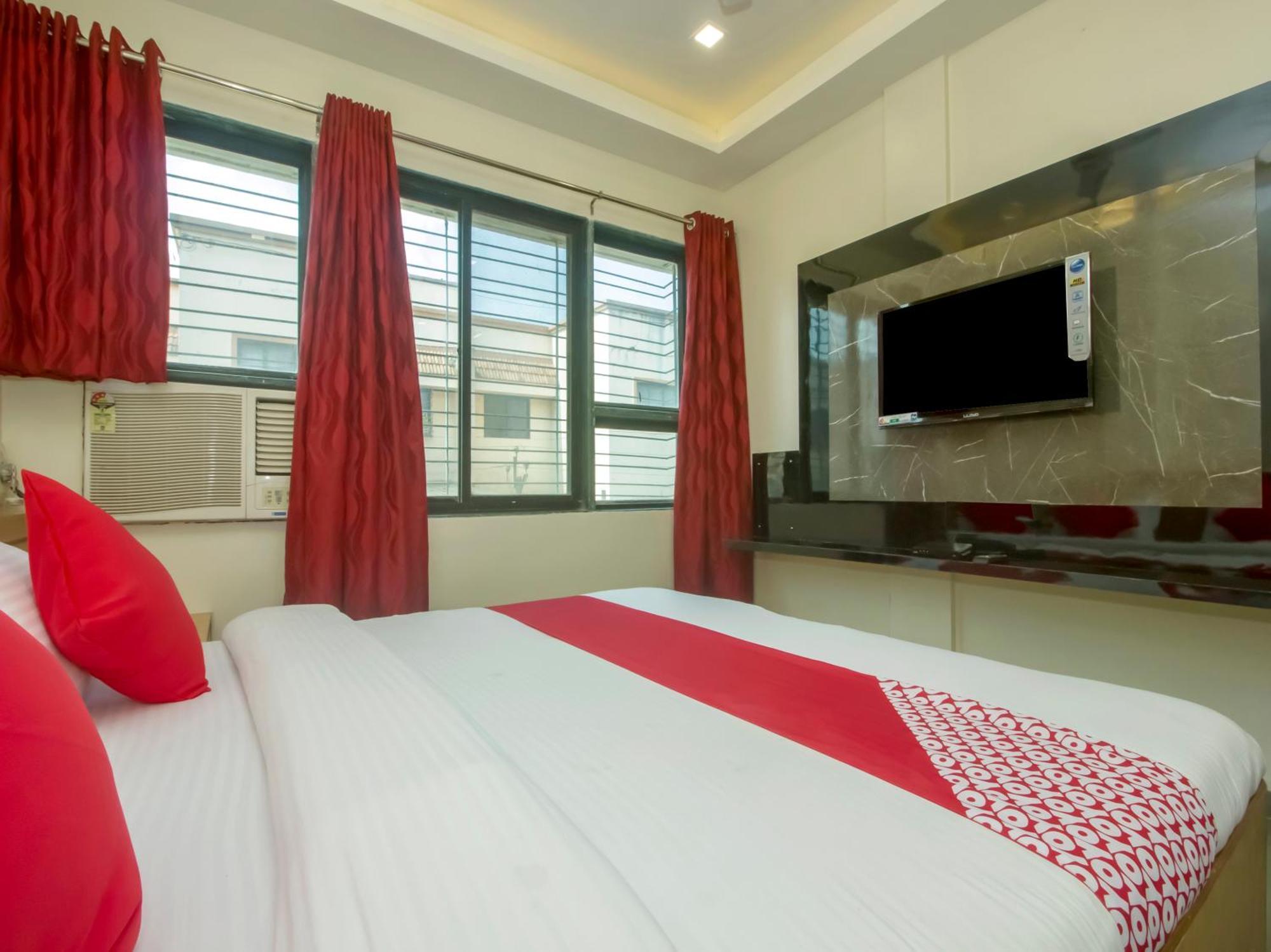 Hotel New Uttam Hira Palace Nashik Extérieur photo